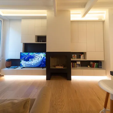 Banchi Nuovi, Modern And Cozy
